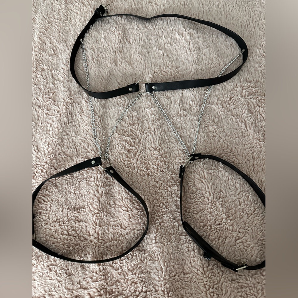 Shein harness rave